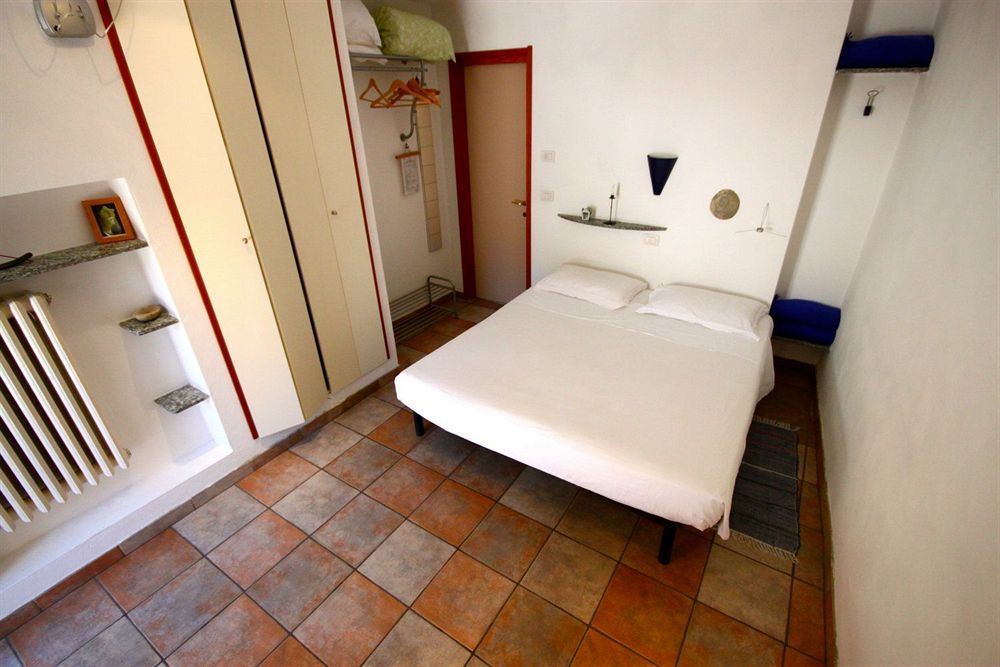 Vicolo Del Pozzo Hotel Barolo Exterior photo